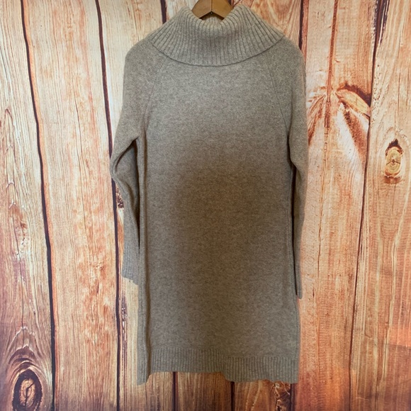 New!! Loft Turtleneck Sweater Dress! - Picture 4 of 5